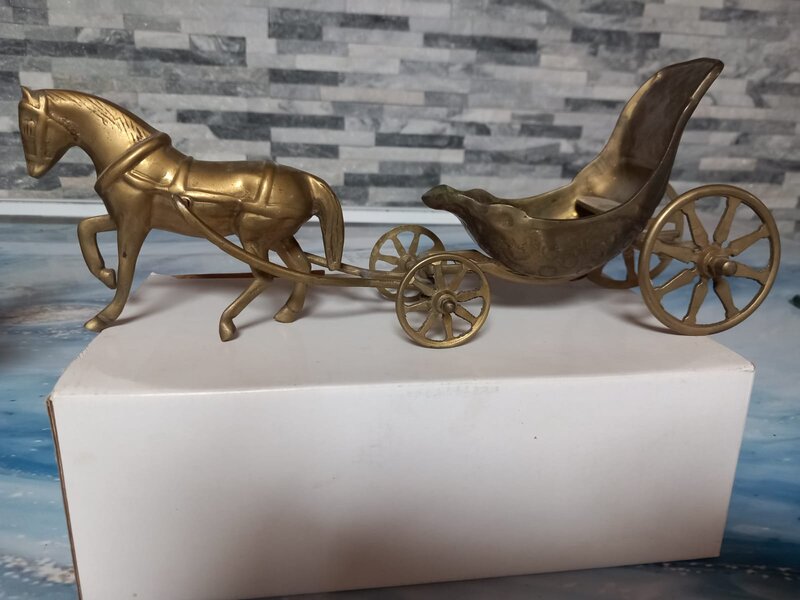 Statuiete din bronz merita oferite cadou