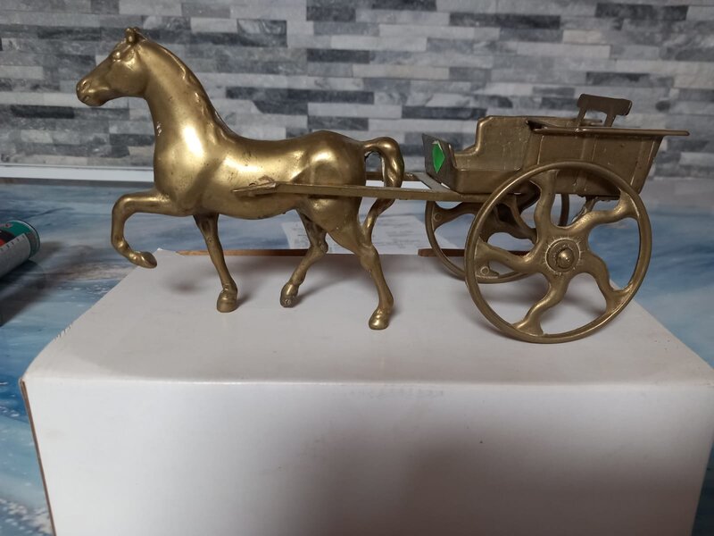 Statuiete din bronz merita oferite cadou